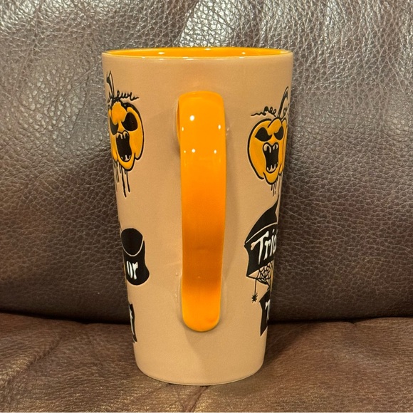Trick or Treat Spooky Jack O’ Lanterns Vintage Style Halloween Latte Mug - Picture 7 of 12